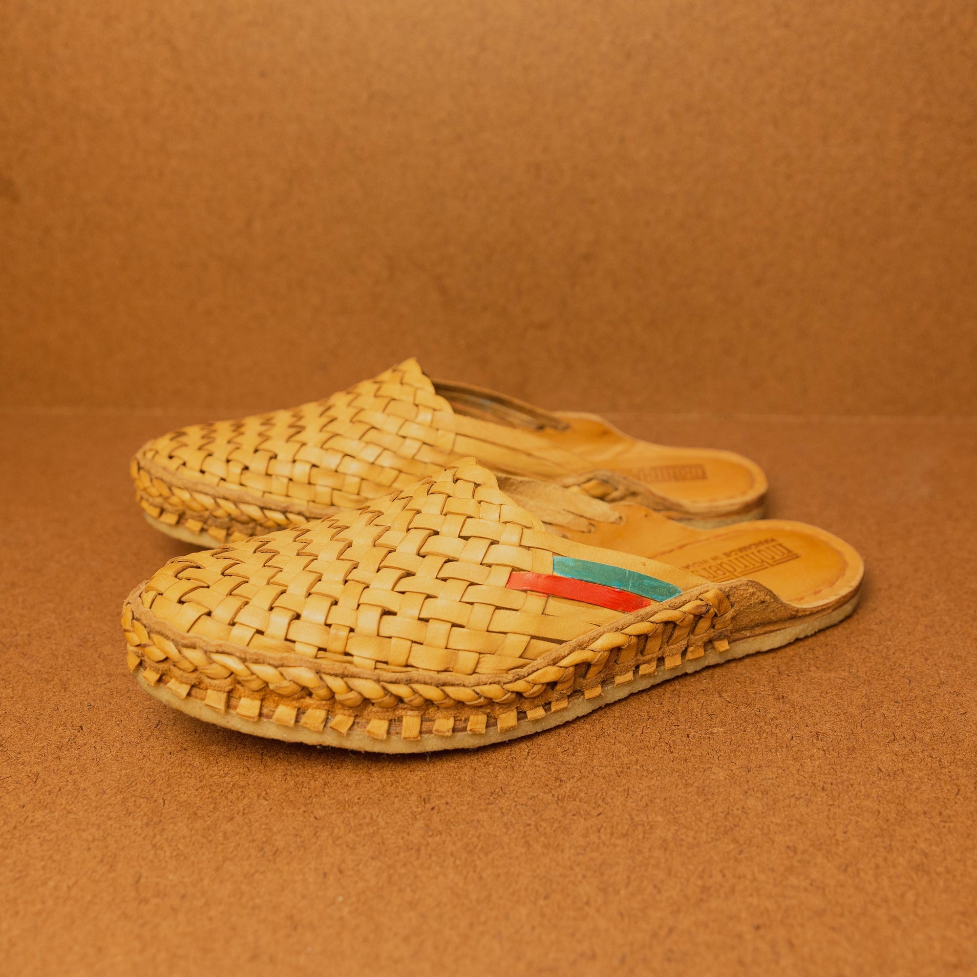 Mohinders Men&#39;s Woven City Slippers in Honey with Stripe