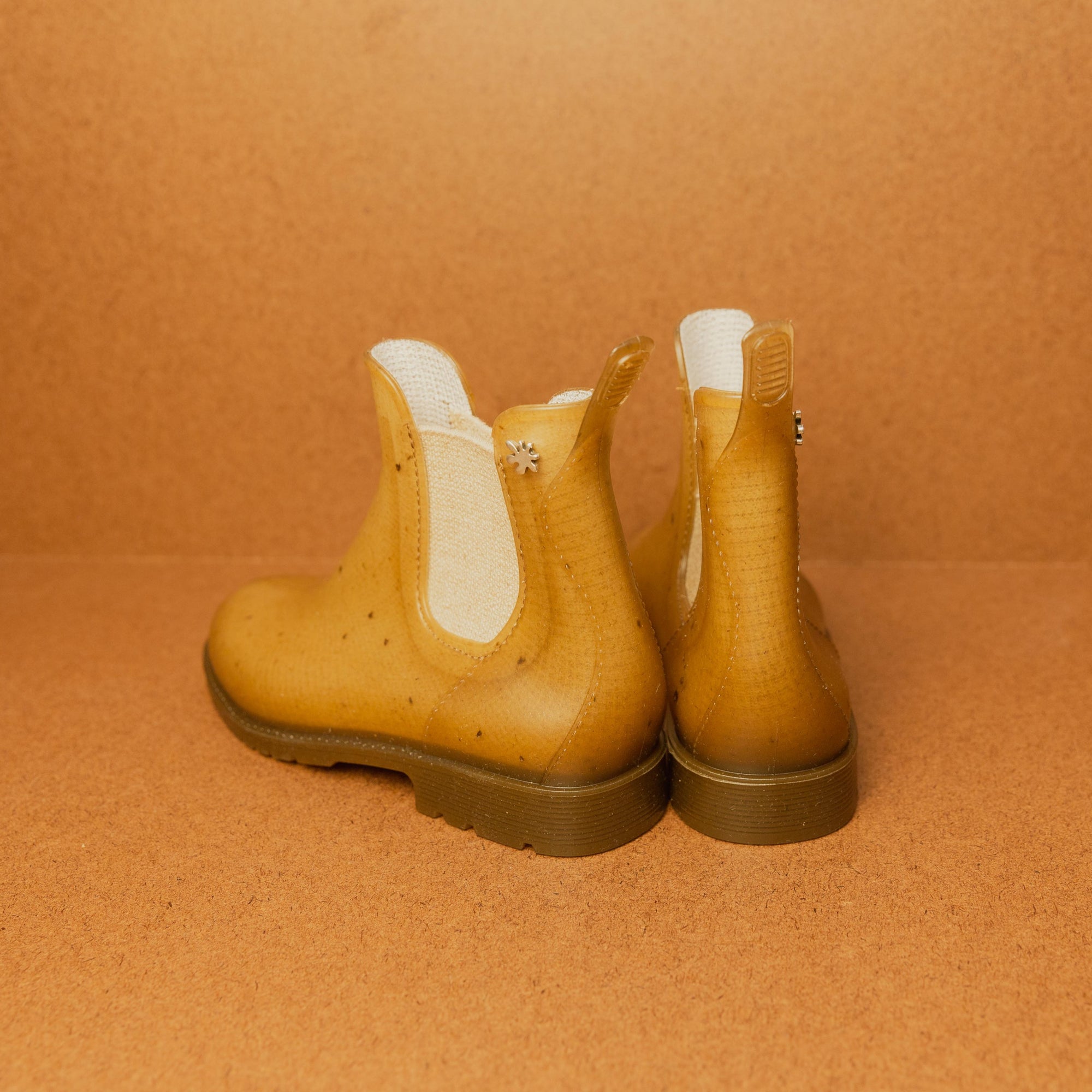 Plasticana Chelsea Rain Boot - Cream back