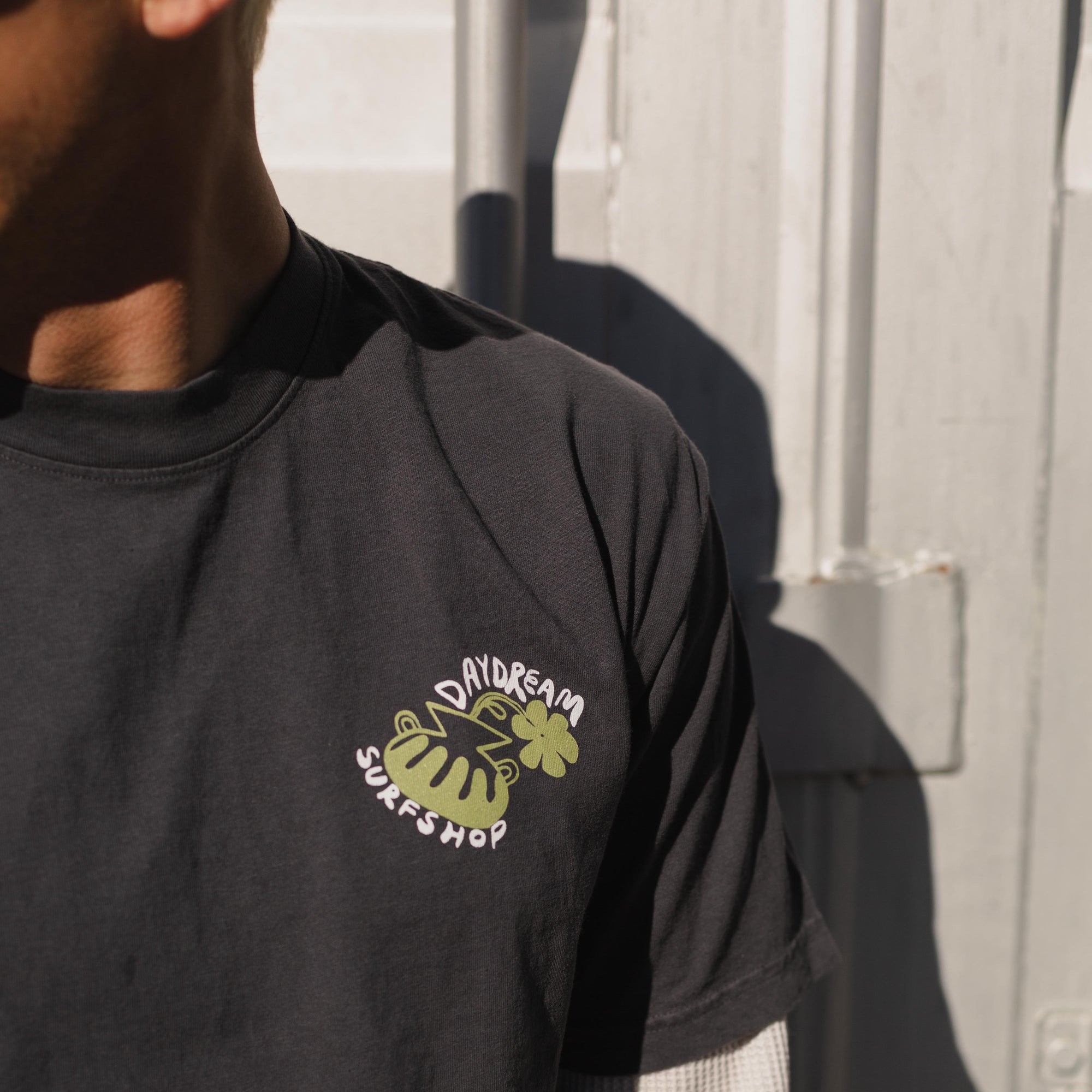 Daydream Flower Pot Tee- Black