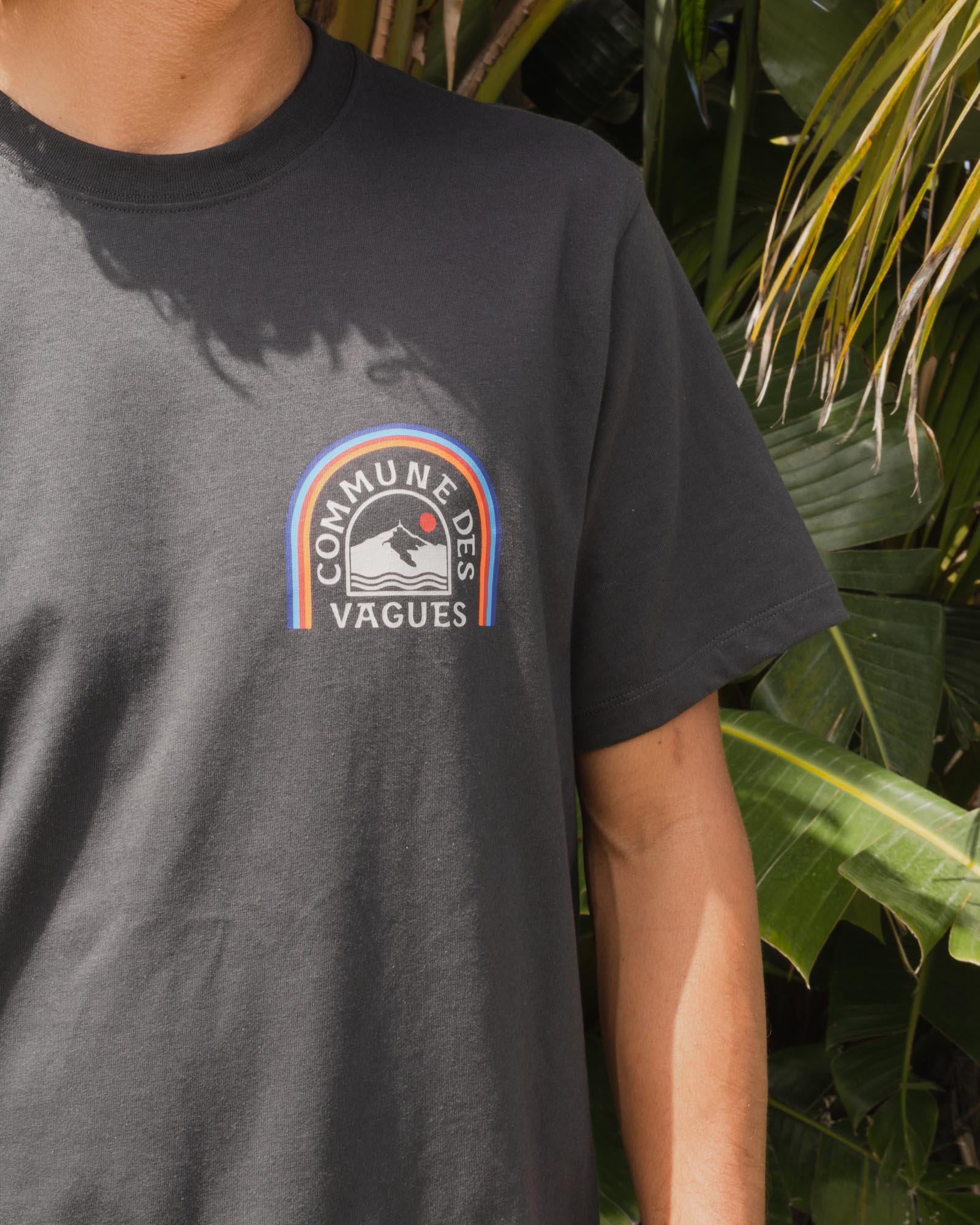 Commune des Vagues Standard Tee - Phantom Grey