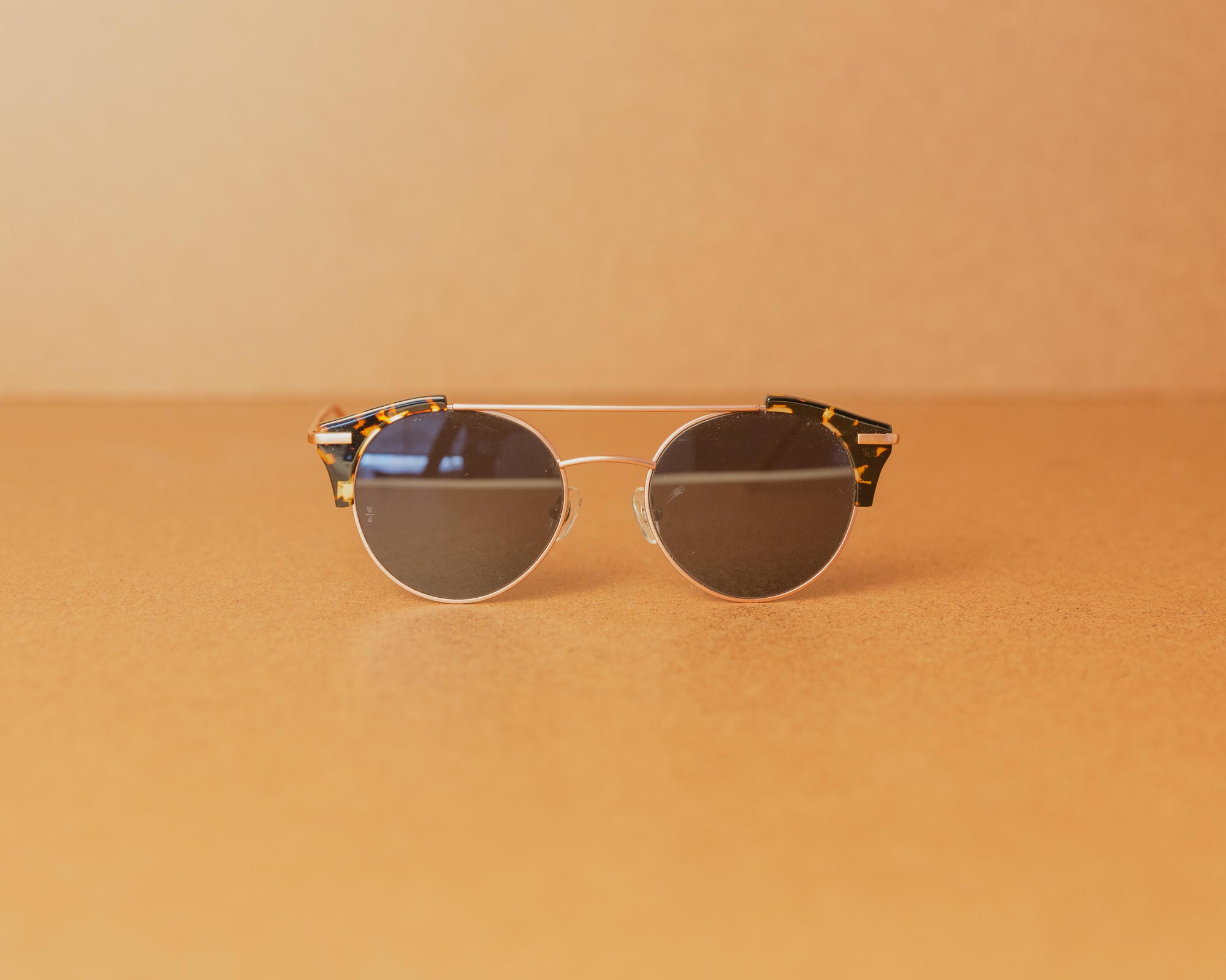 Wonderland Rialto Sunglasses in Yellow Tortoise/Blue