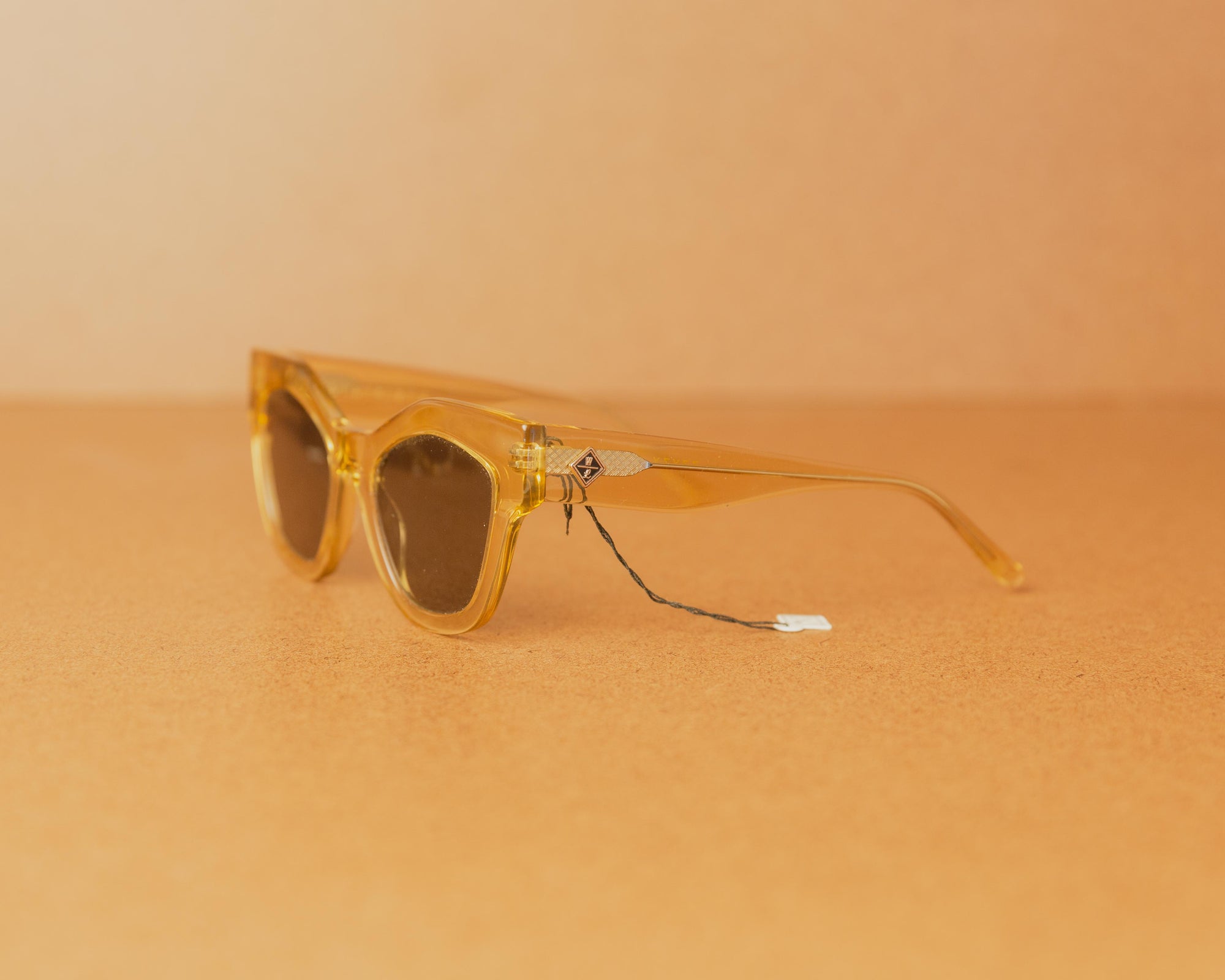 Wonderland ZZYZX Sunglasses in Clear Beach Glass/Green