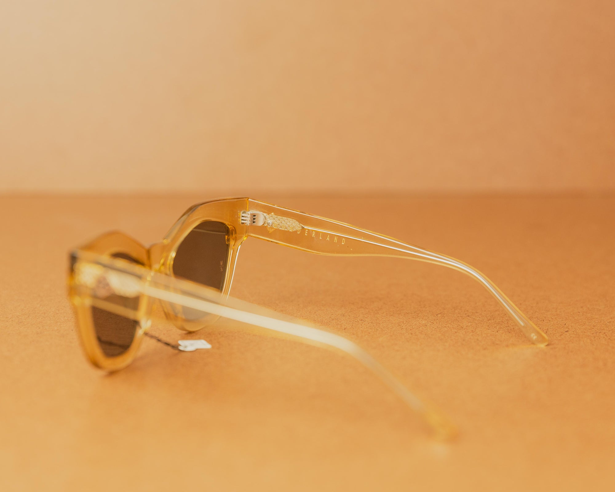 Wonderland ZZYZX Sunglasses in Clear Beach Glass/Green