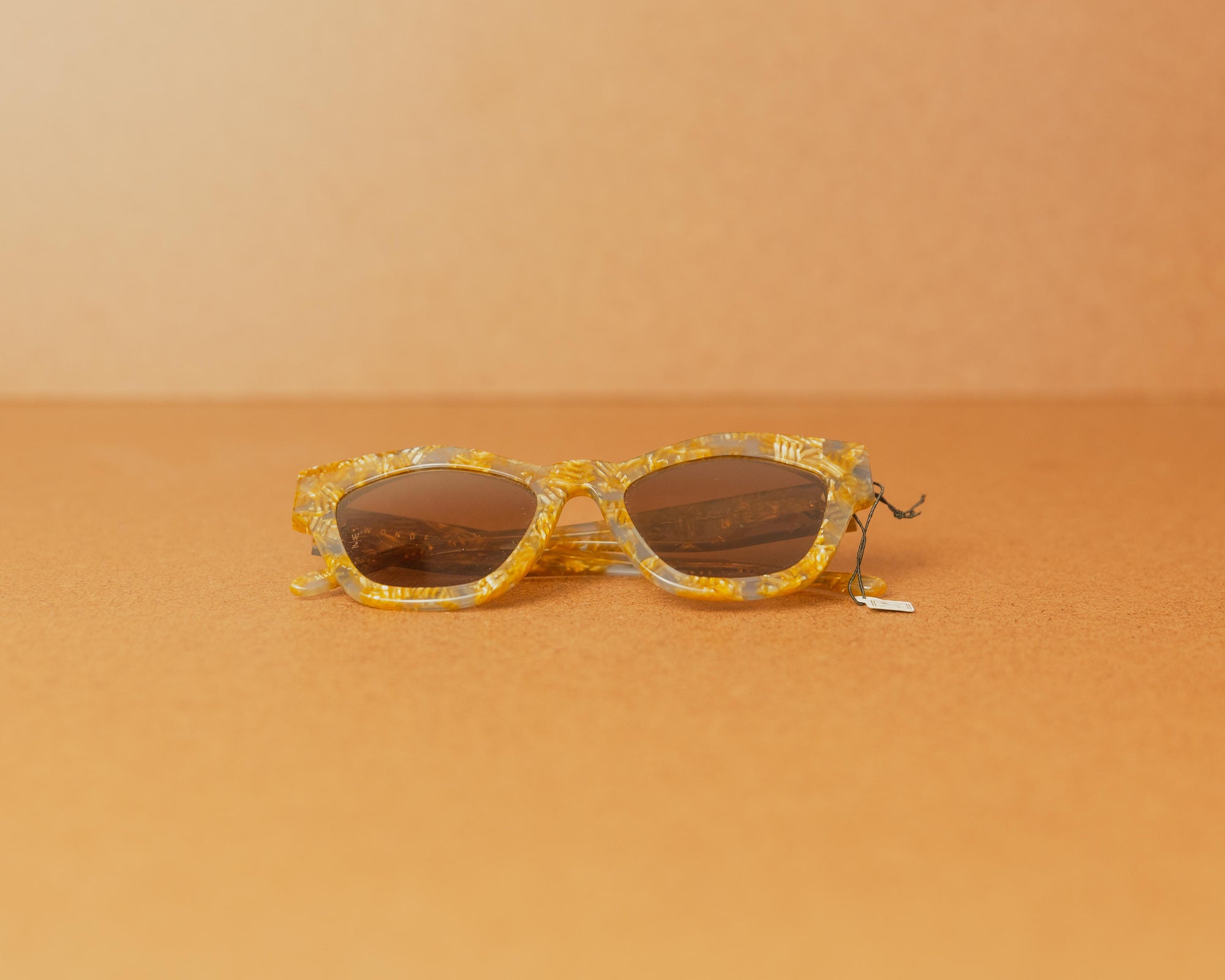 Wonderland ZZYZX Sunglasses in Blue/Gold