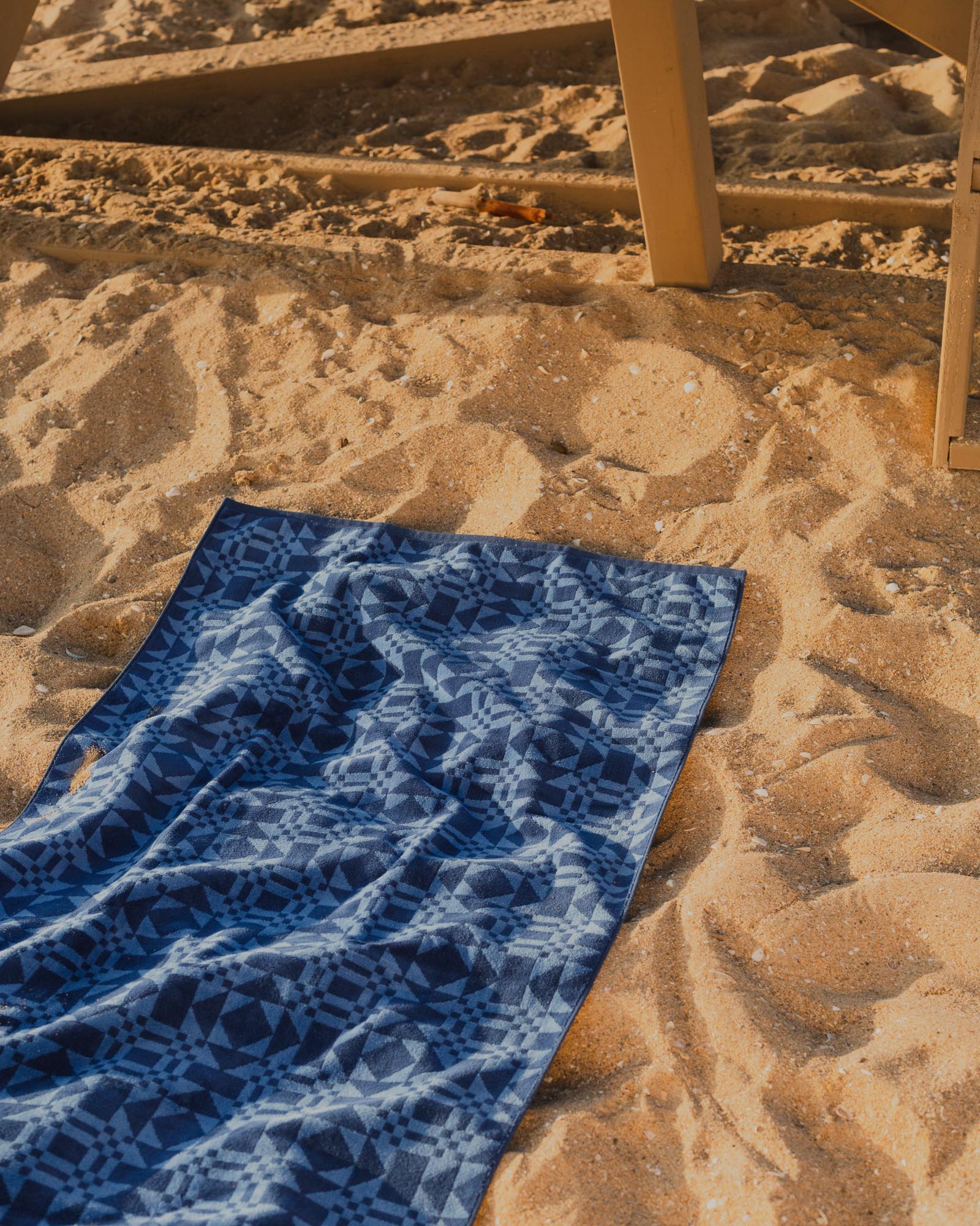 Daydream Quilt Print Beach Towel in Blue