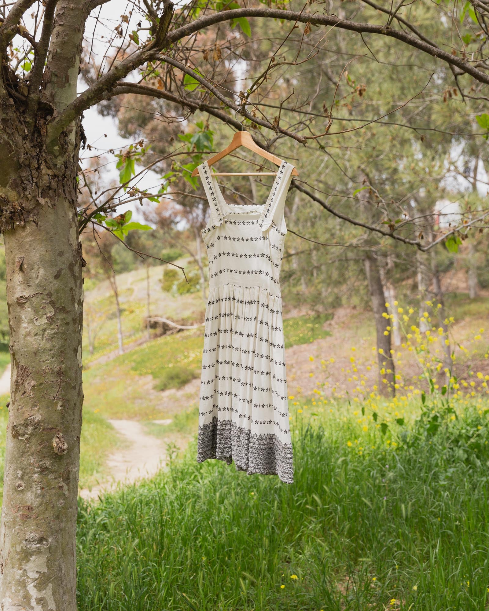 Vintage White & Gray Eyelet Dress