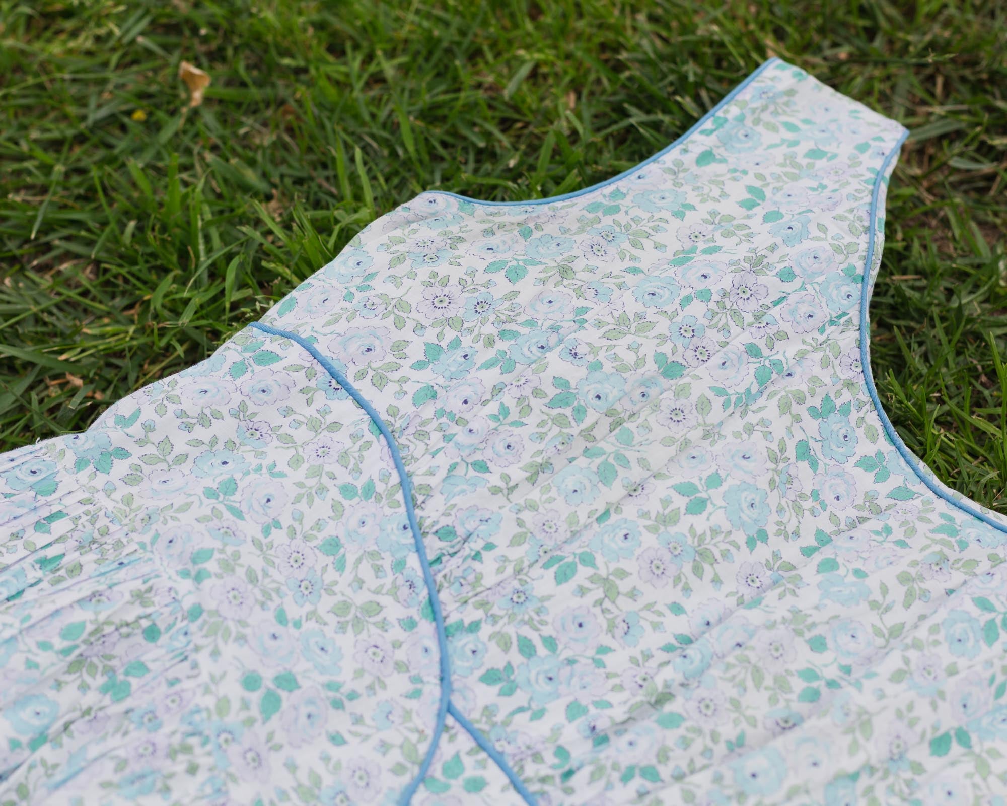 Vintage Blue Floral Sleeveless Dress