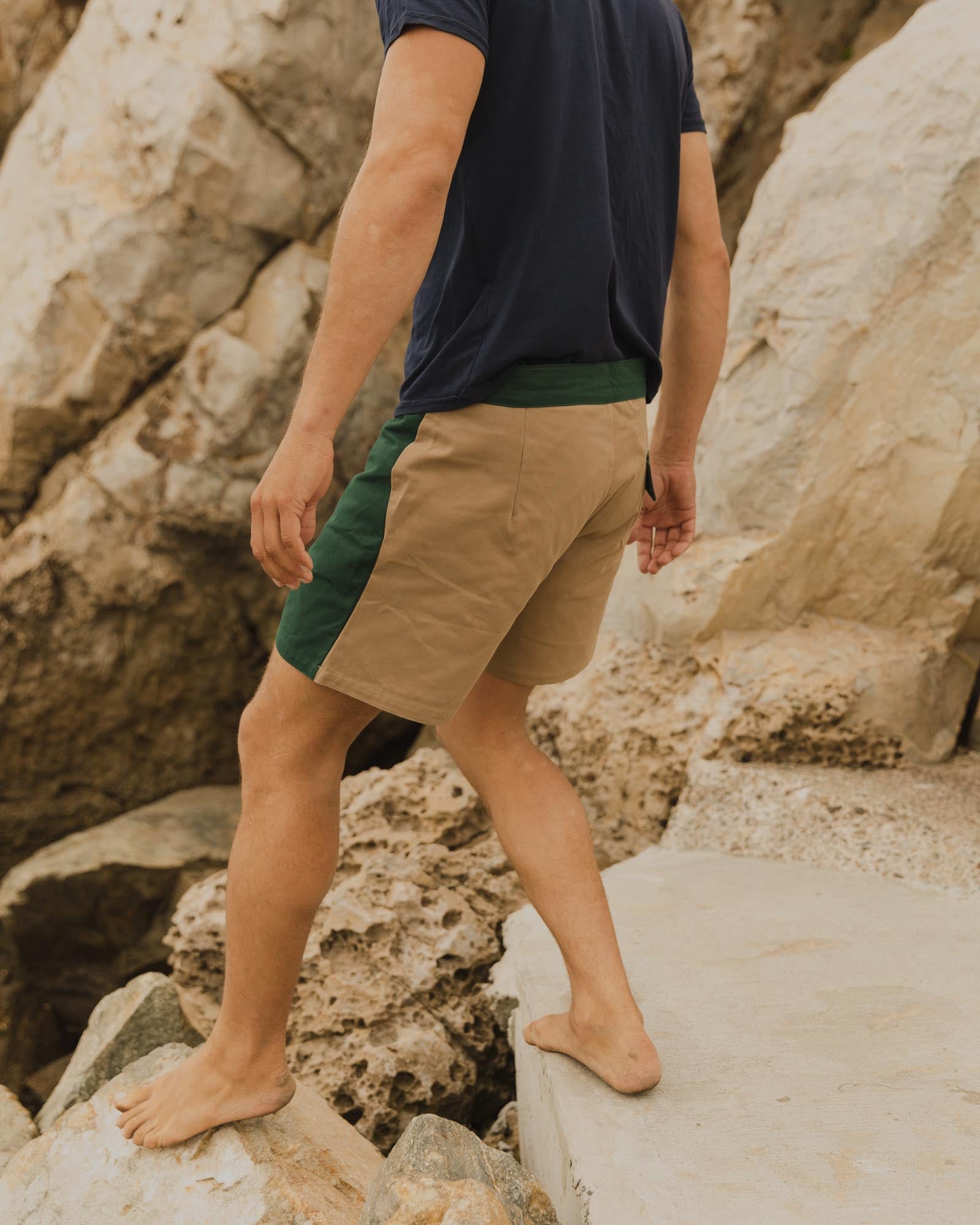 Gato Heroi Surf Shorts in British/Olive