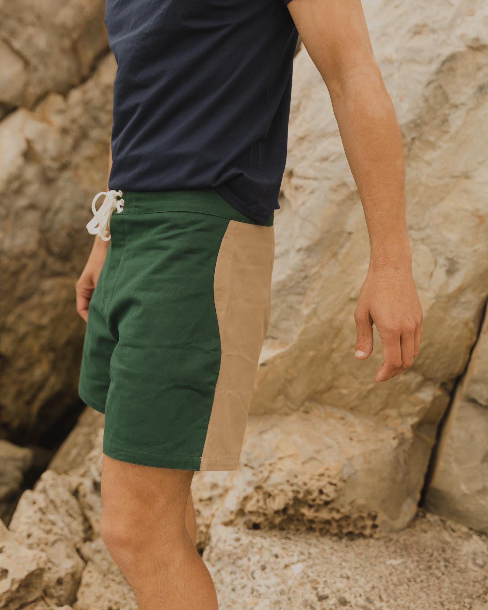 Gato Heroi Surf Shorts in British/Olive