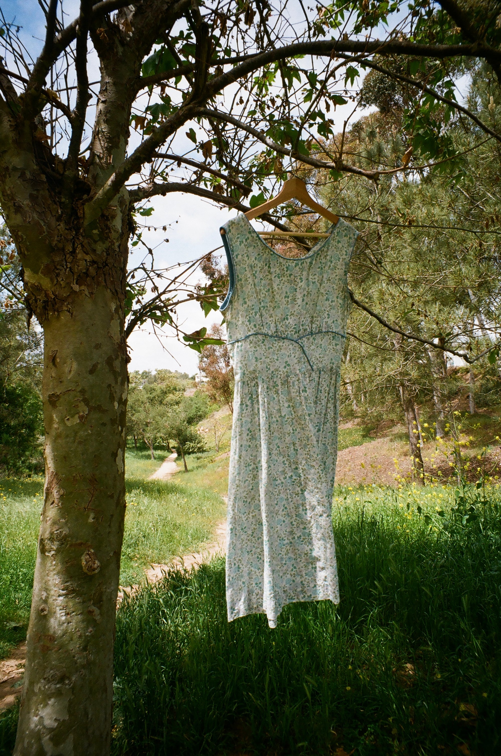 Vintage Blue Floral Sleeveless Dress