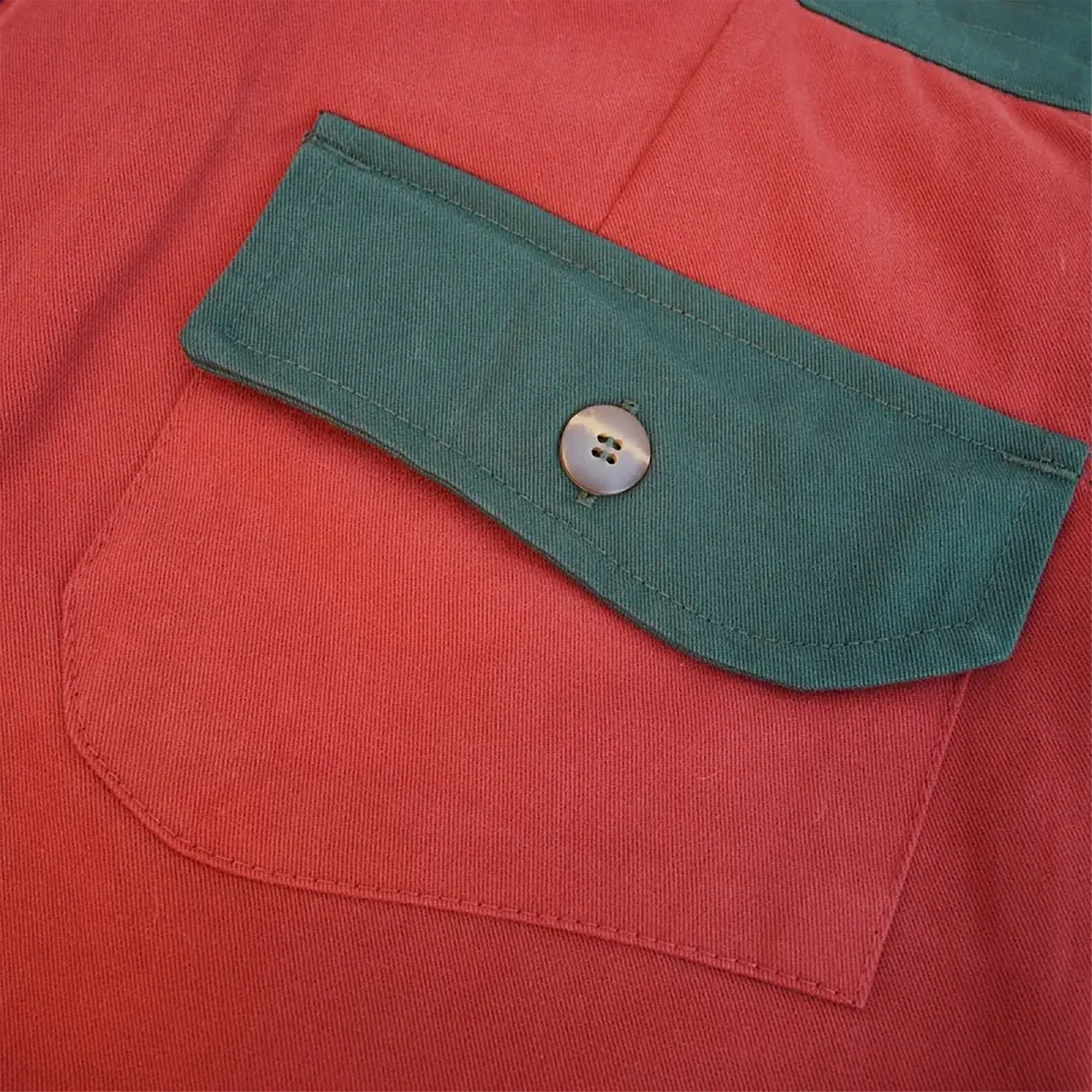 Gato Heroi Surf Shorts in British/Blood