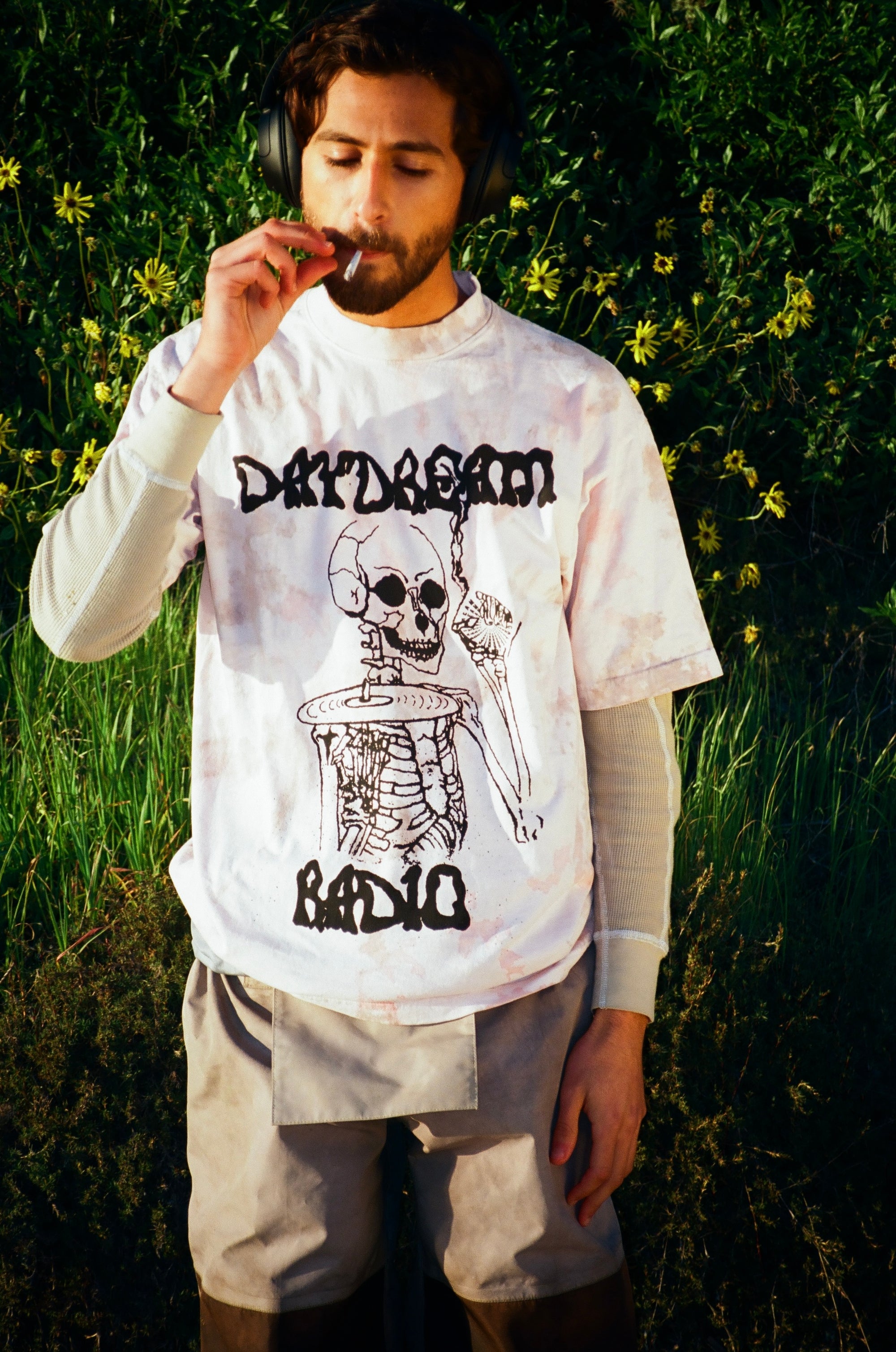 Daydream FM Radio Tee
