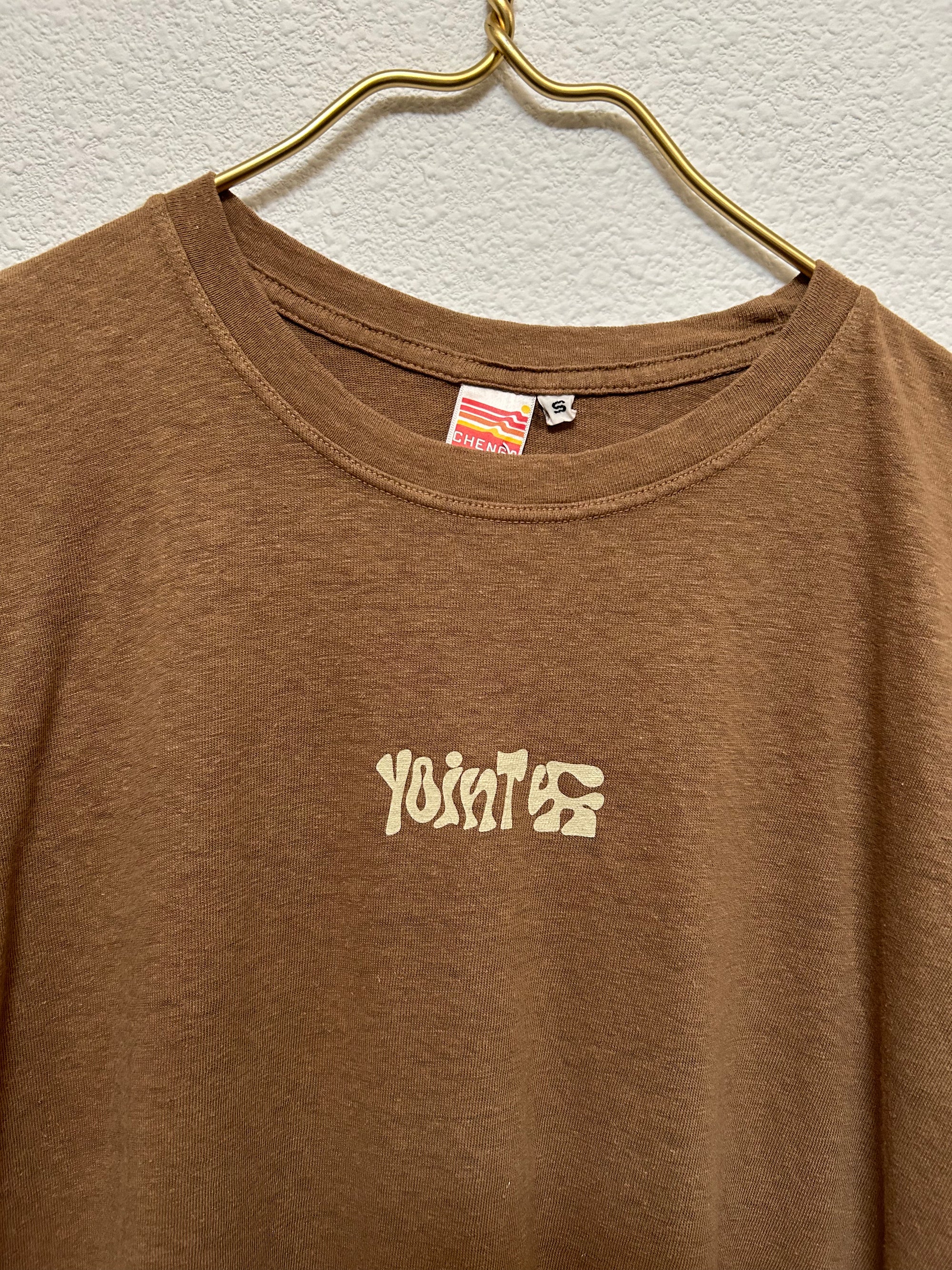 Yoint Tee in Brown