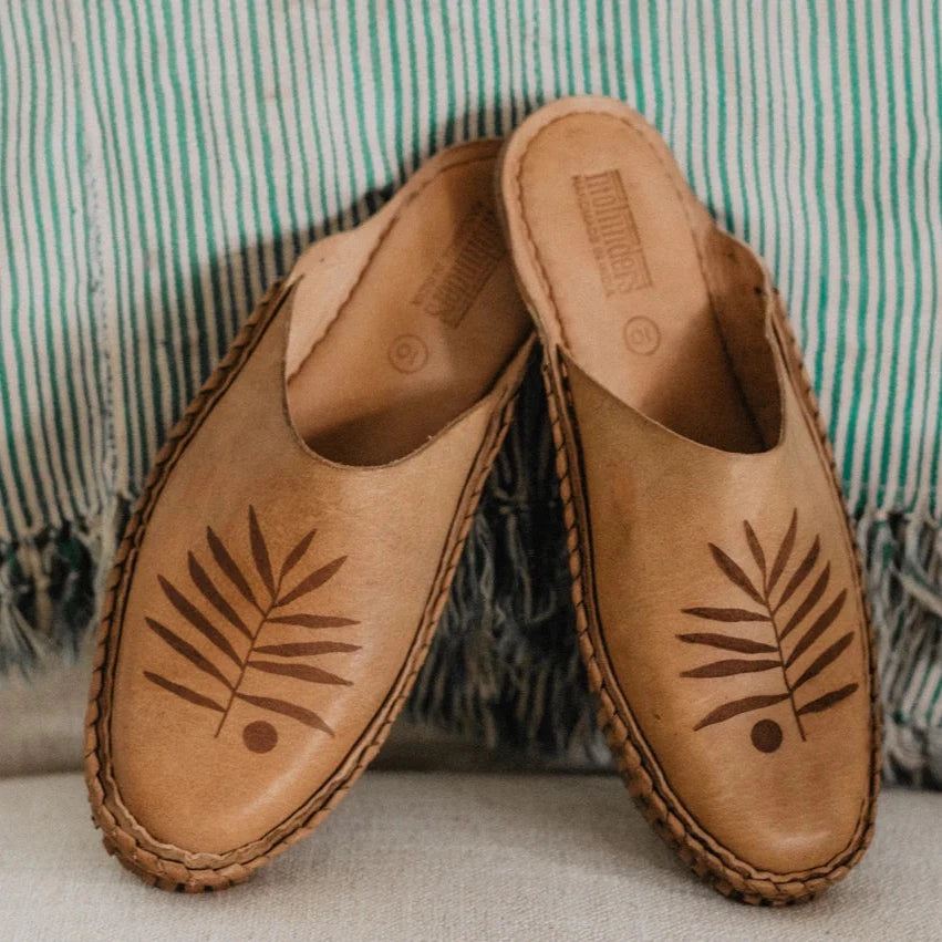 Mohinders Men's "The Simplest of Things" City Slippers in Honey