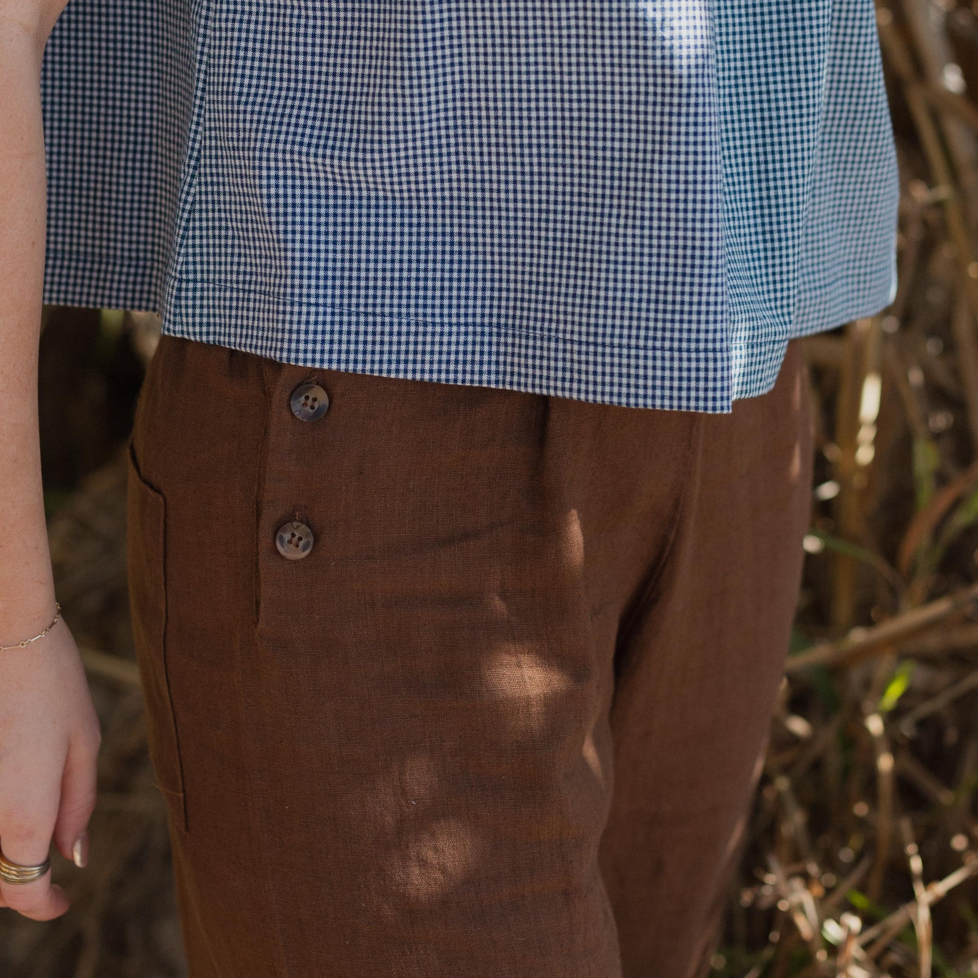 Womens Linen Sailor Pants in Brown, Close-Up