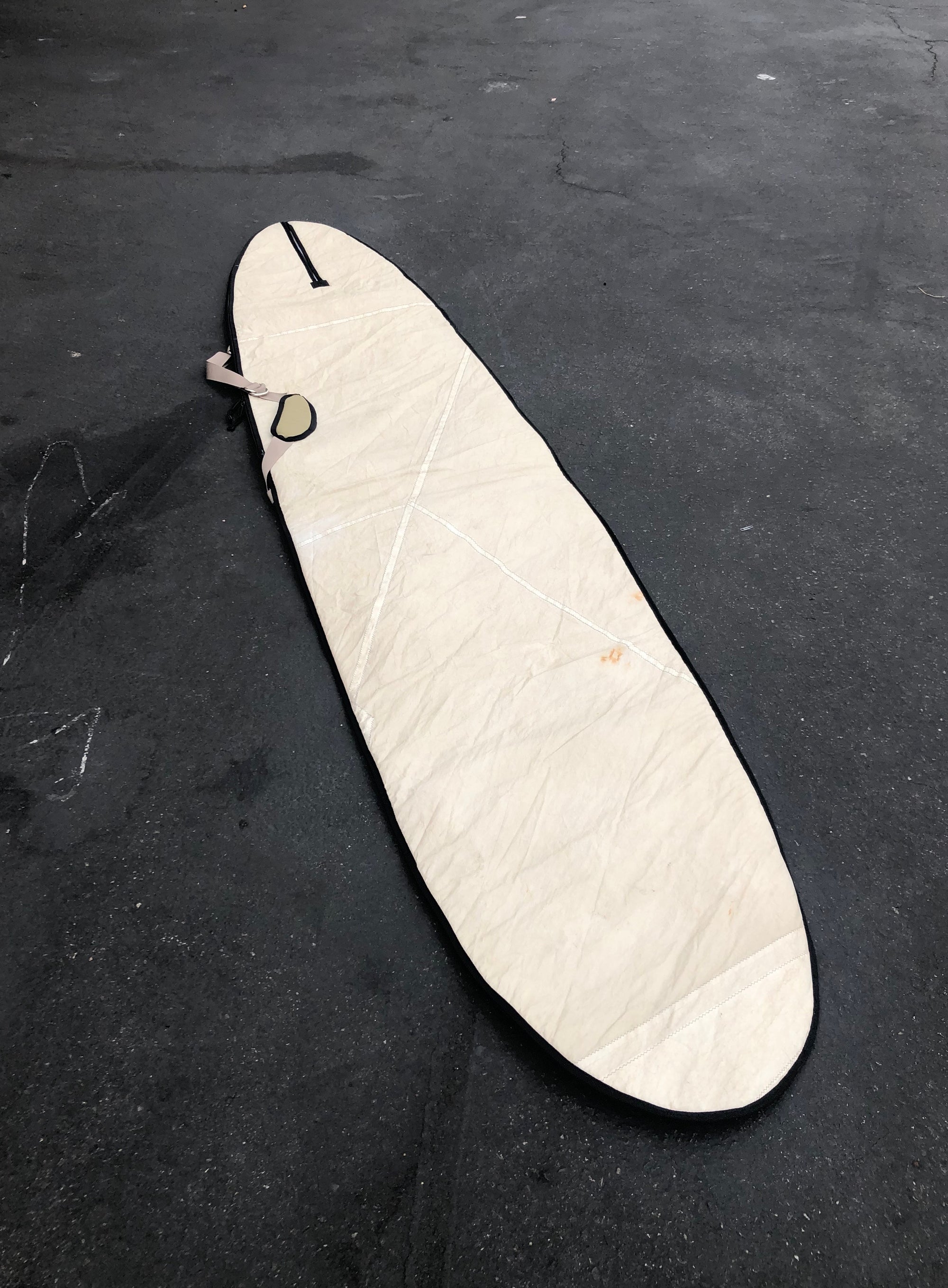 8'11" Gato Heroi Surfar