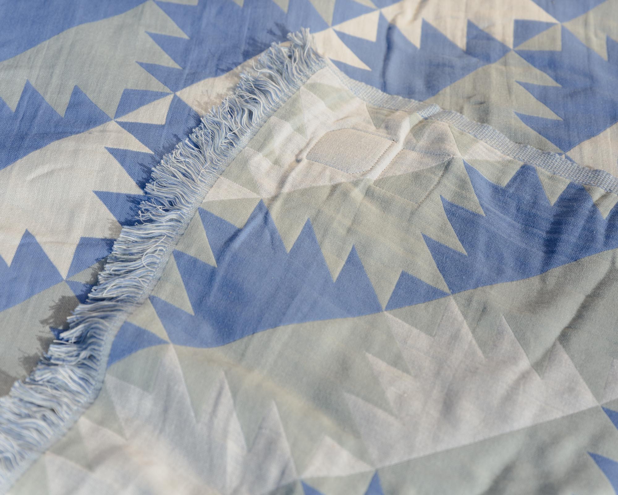 Slowtide Blue Quilt Towel Edges