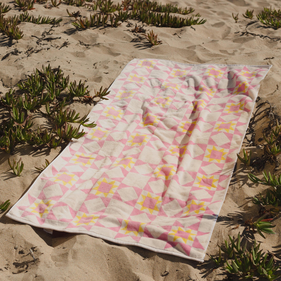 Daydream Quilt Towel #12