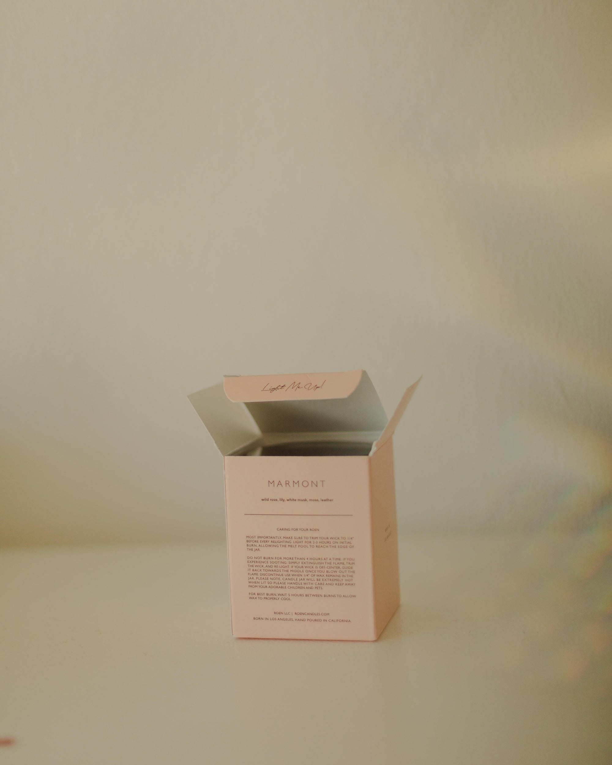 Roen Candles - Marmont open box