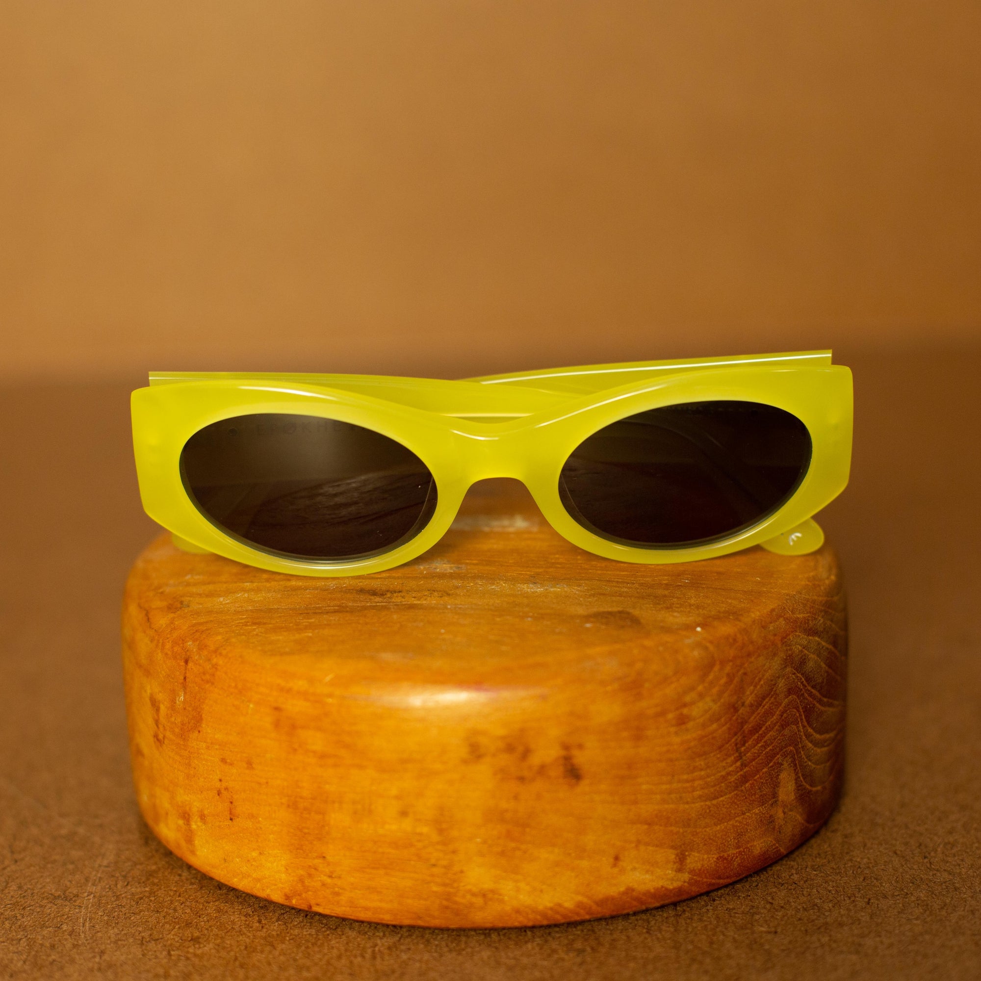 Epokhe Sunglasses - Suede yellow