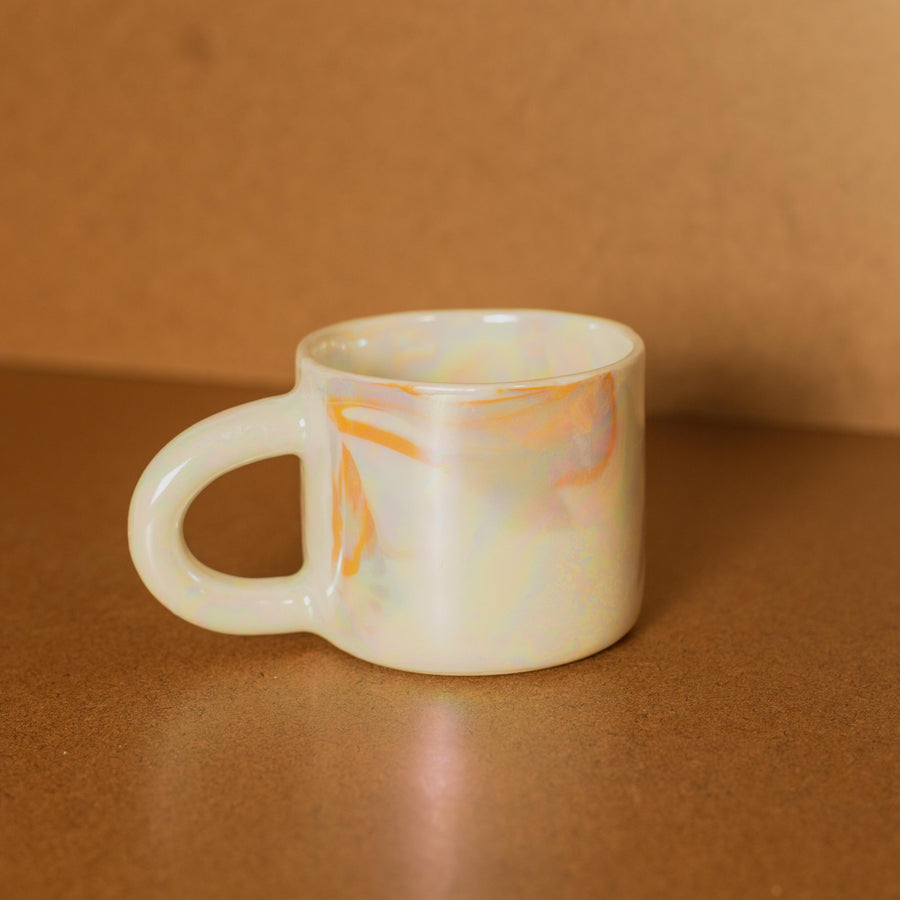 Rex Design - Pearl Marbled Mug brown background