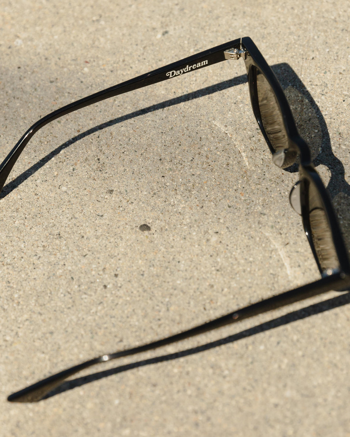 Daydream 1588 Sunglasses