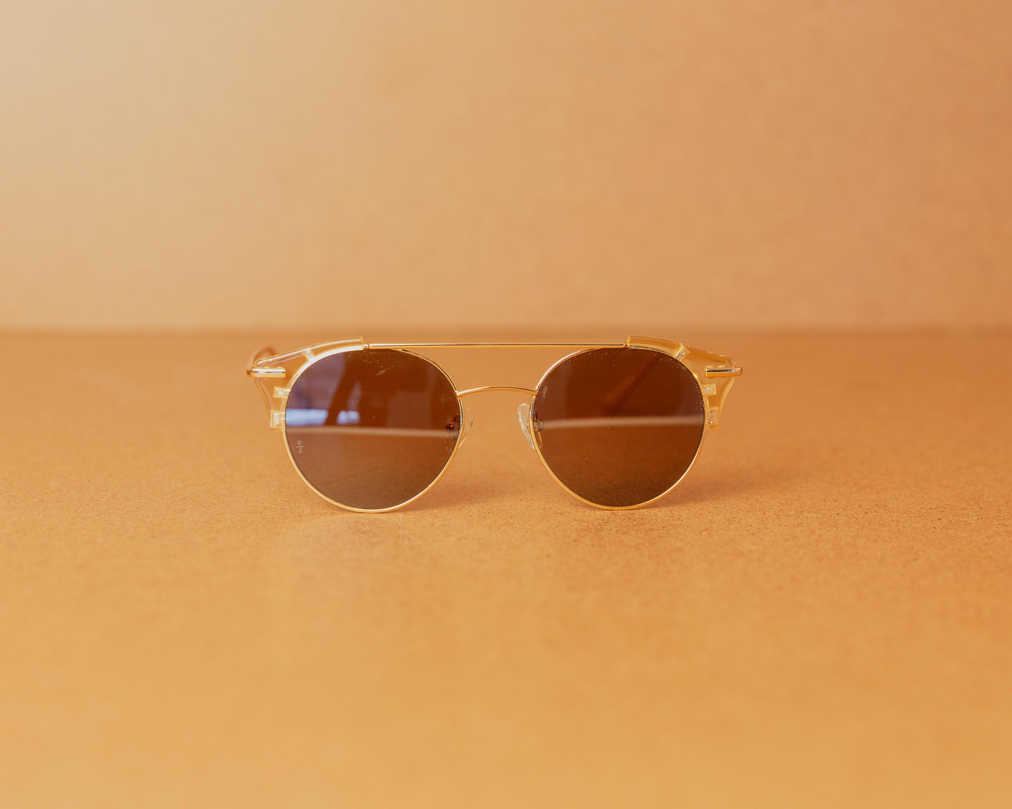 Wonderland Rialto Sunglasses in Clear Beach Glass/Bronze