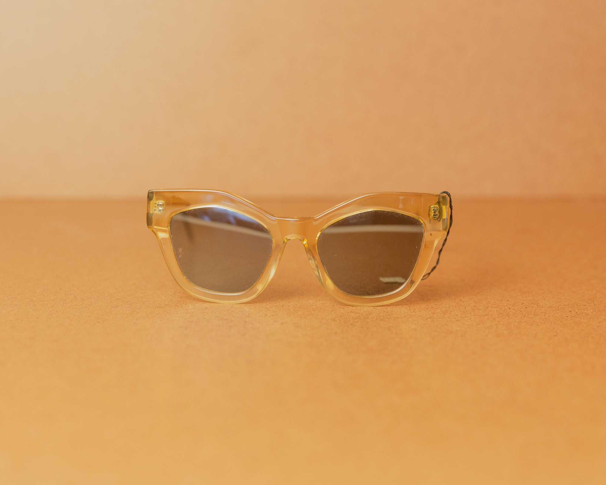 Wonderland ZZYZX Sunglasses in Clear Beach Glass/Green