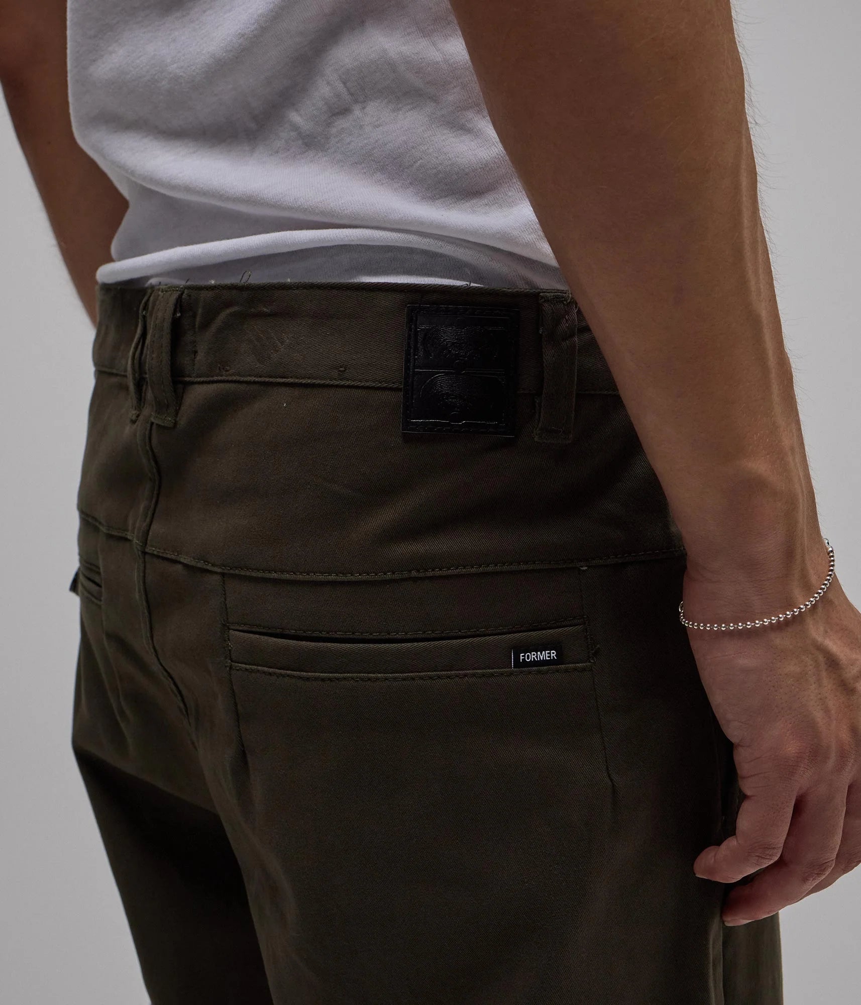 Former - Crux Pant Olive