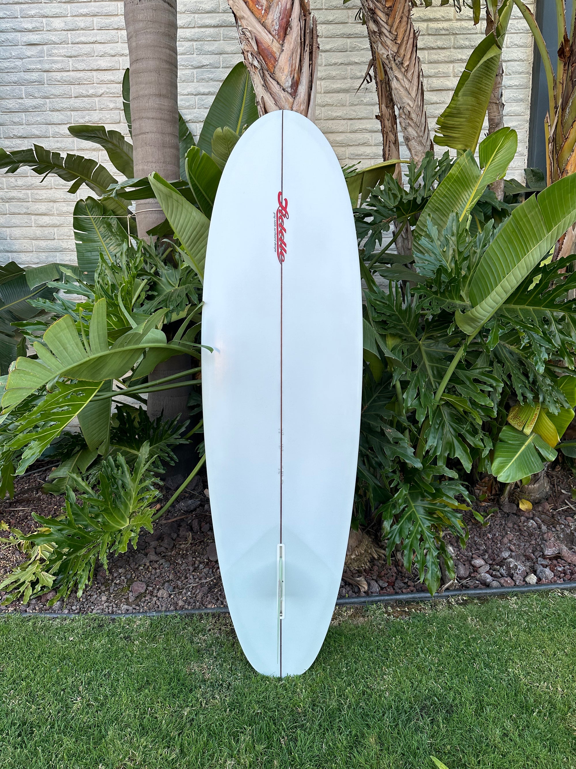 6'8 6'8