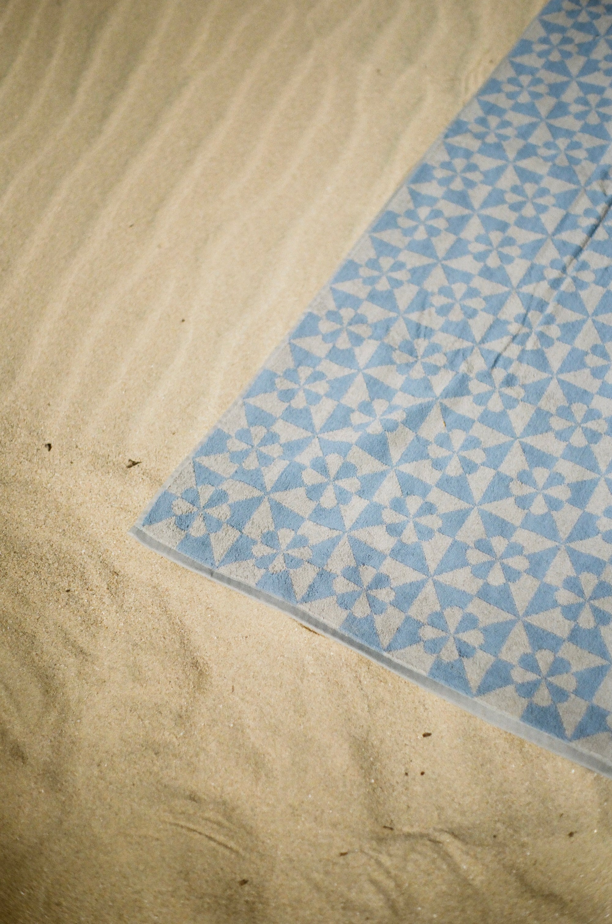 Slowtide- Daydream Bex Bath Towel