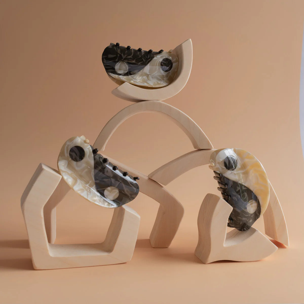Winona Irene- Large Yin Yang Claw