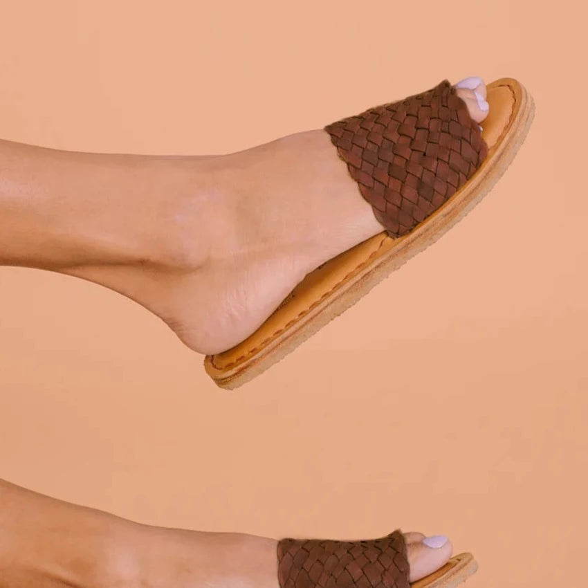 Mohinders Women's Woven Sandal in Walnut