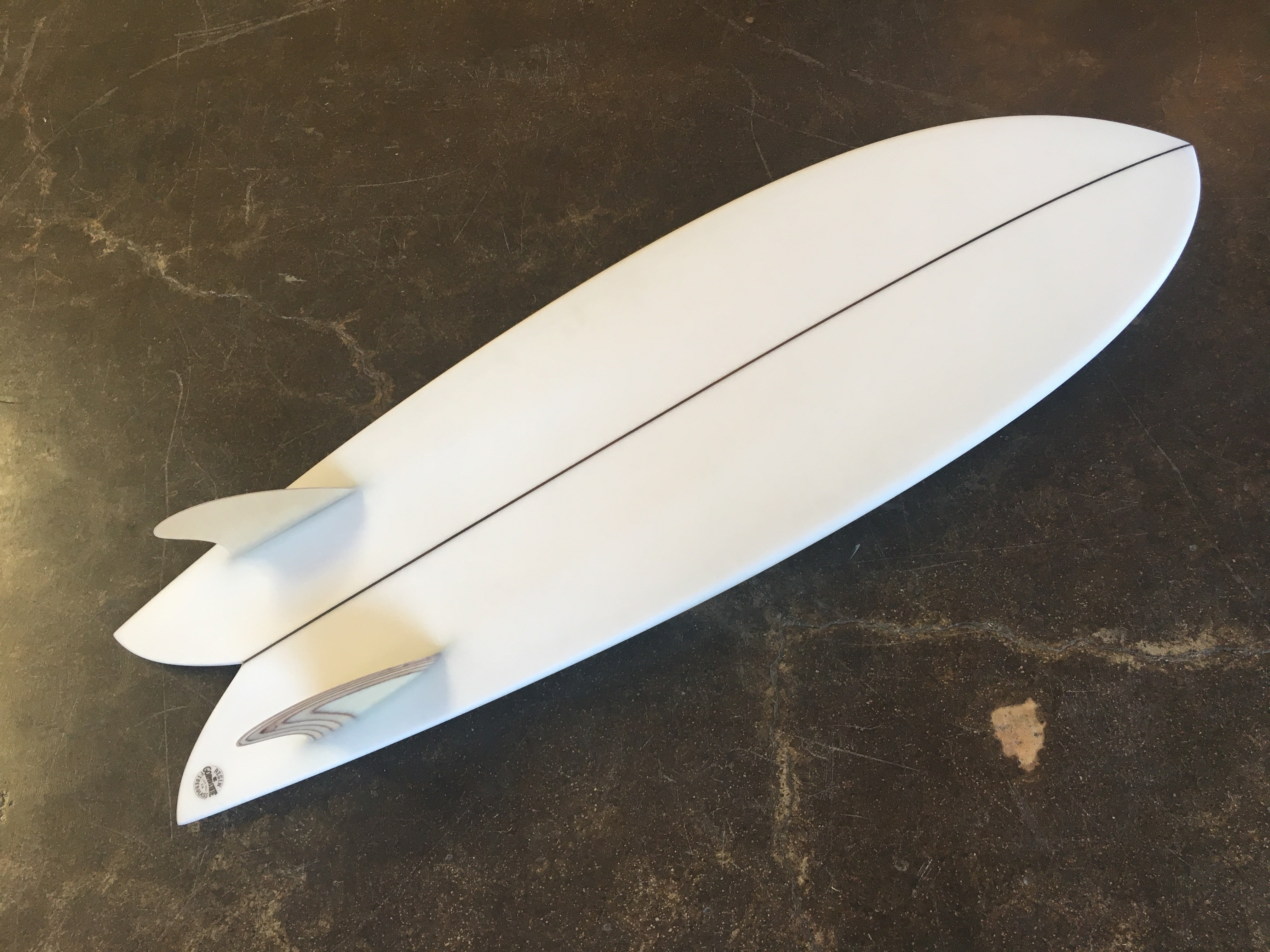 Elmore surfboards Fryed fish 6.10