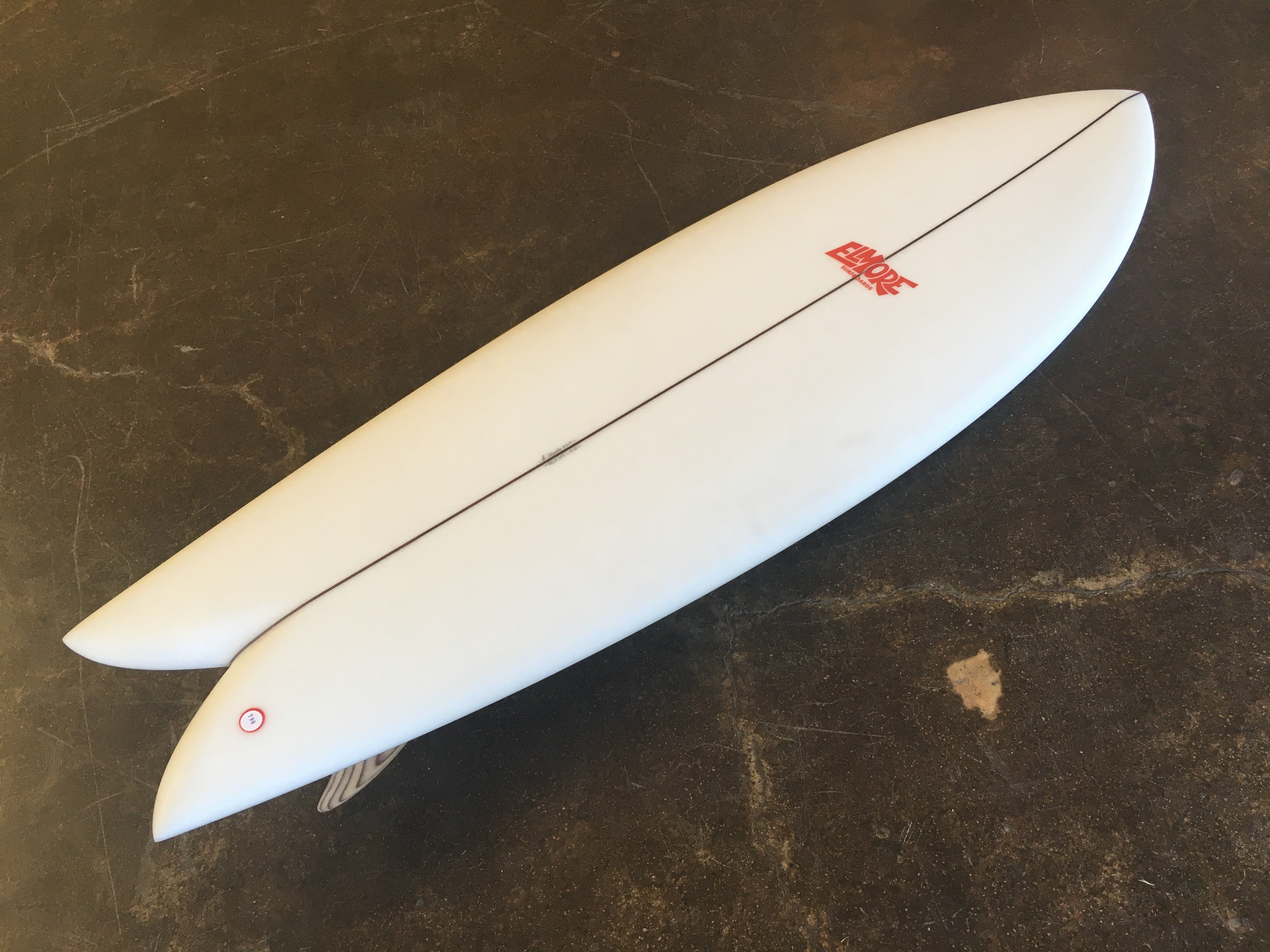 Elmore surfboards Fryed fish 6.10 Elmore Fish Surfboards at SHOP