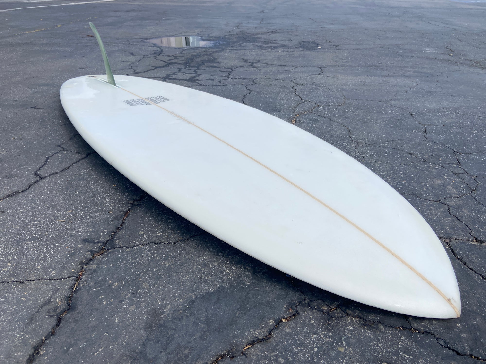 5&#39;10&quot; Somma Special Designs Daydream Hull (Used)